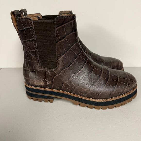 MADEWELL The Ivy Chelsea Boot Croc Embossed Leather Lug Sole Womens Sz 5.5 MA428 - Picture 3 of 11